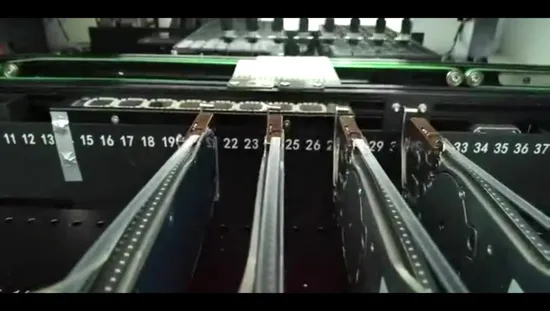 중국 SMT LED 제조 기계 80개의 피더 픽 앤 플레이스 기계가 있는 8개의 헤드 컨베이어